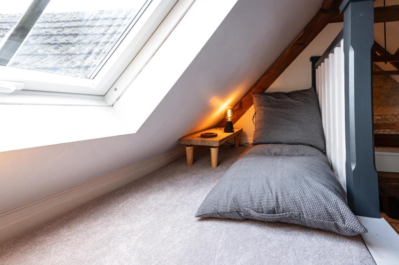 Luxury Town Centre Loft Apartment In Converted Granary 스탬포드 외부 사진