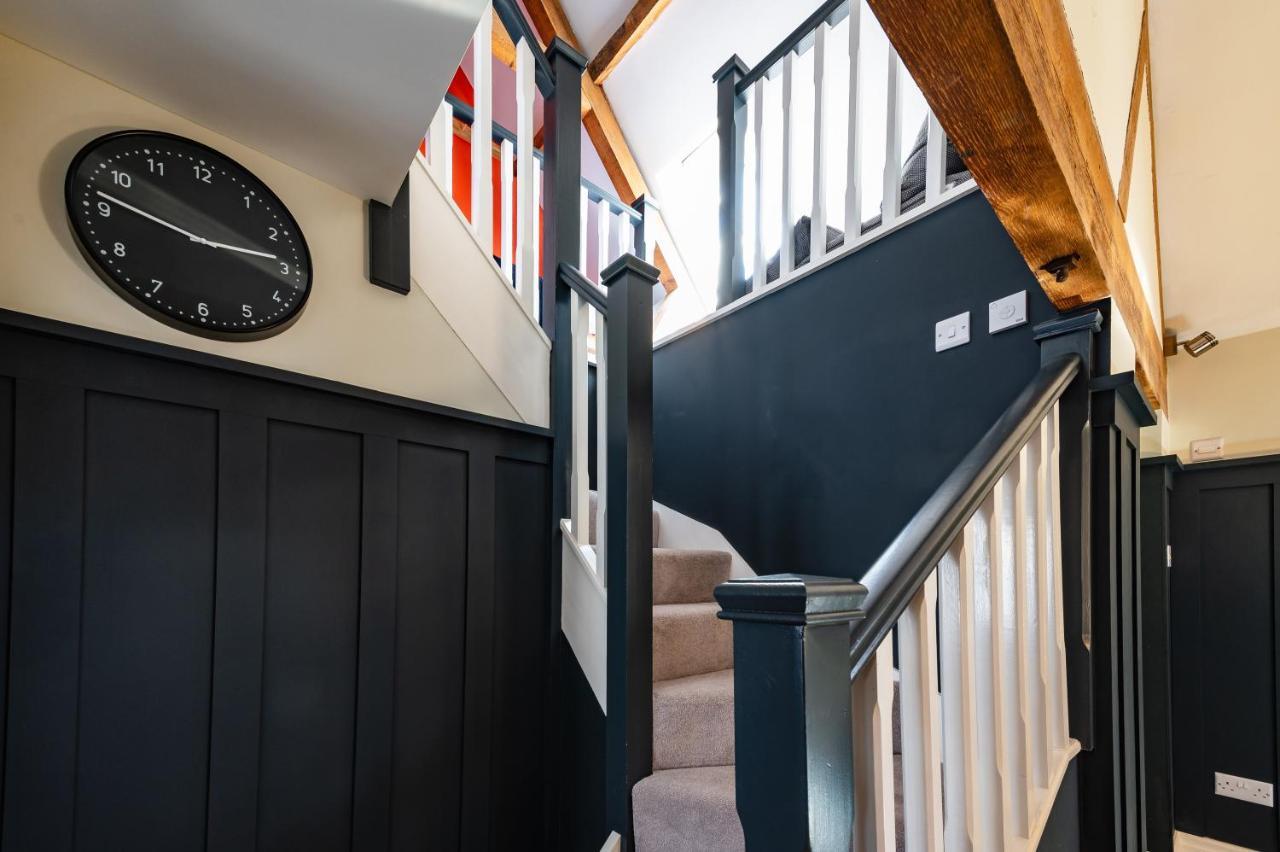 Luxury Town Centre Loft Apartment In Converted Granary 스탬포드 외부 사진