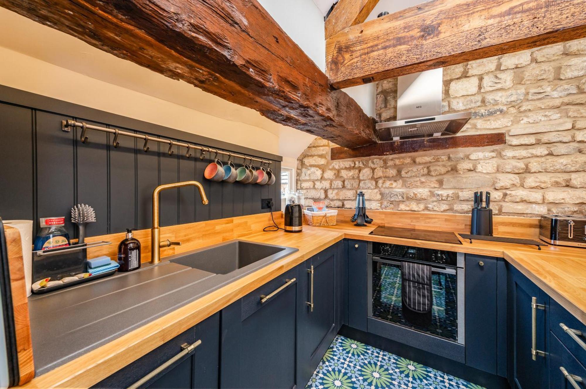 Luxury Town Centre Loft Apartment In Converted Granary 스탬포드 외부 사진