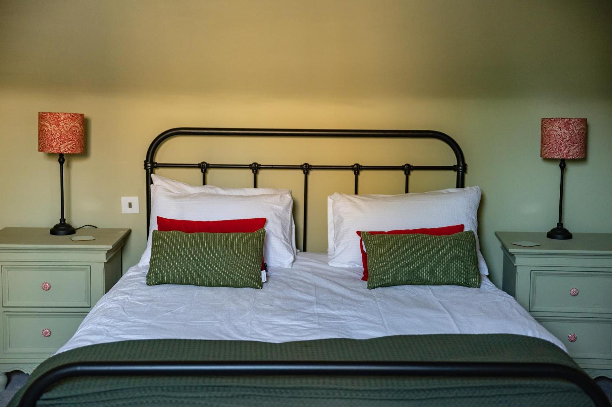 Luxury Town Centre Loft Apartment In Converted Granary 스탬포드 외부 사진